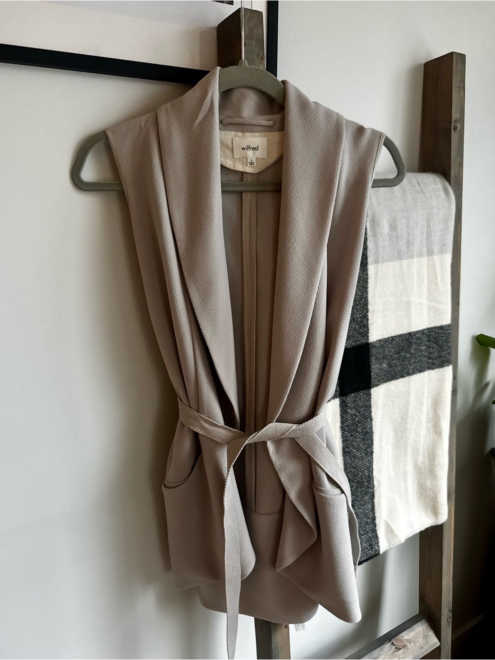 Wilfred Sleeveless Belted Vest in Light Gray Taupe